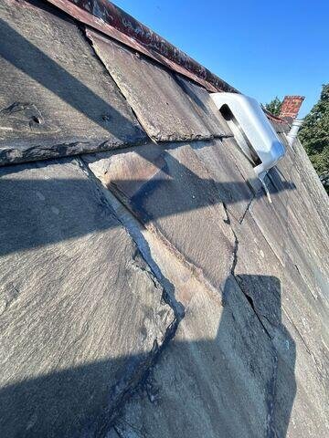 Asphalt Shingles Cracked - Needs Full Repalcement