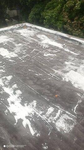 Evidence of calcium build-up